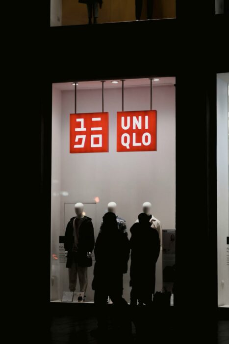 Vitrine d'une boutique Uniqlo